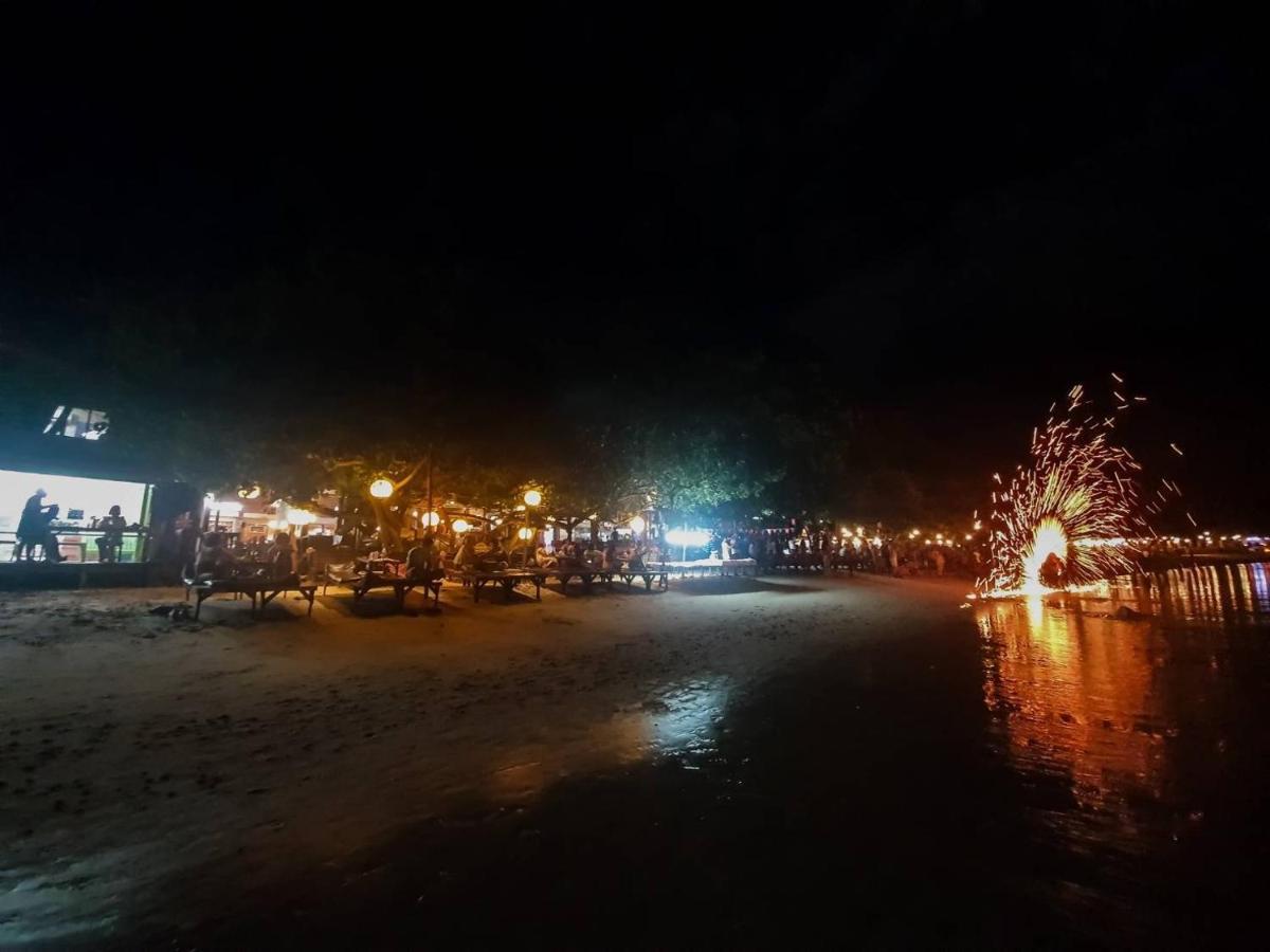 Tom Pizza Resort Koh Samet Eksteriør bilde